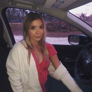 Meet your Posher, Megan